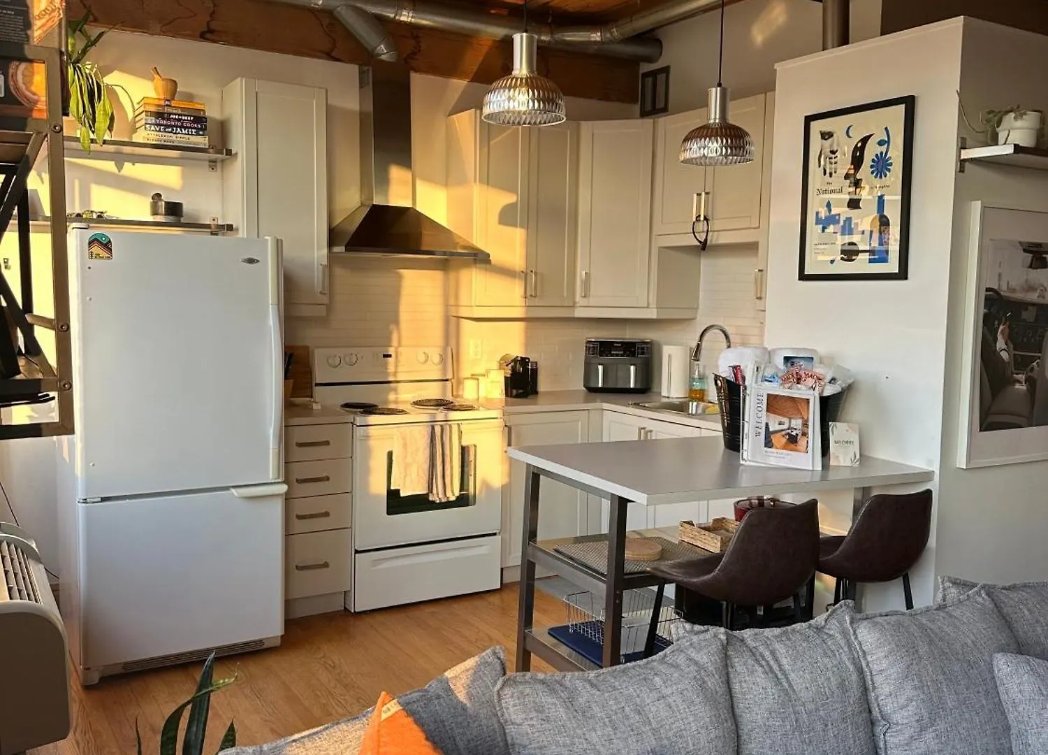 The Noble Loft Apartment Toronto Canada
